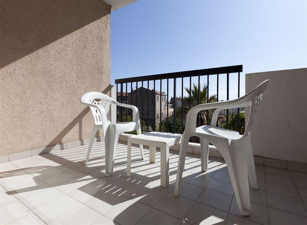 Adonis Cannes - Hotel Thomas Le Cannet Exterior photo